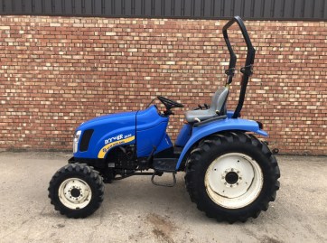 New Holland Boomer 2030