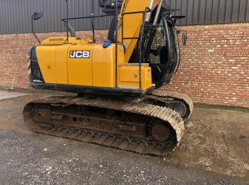 JCB JS130
