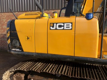 JCB JS130