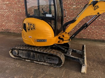 JCB 8030