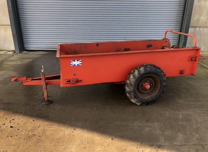 Halls Engineering Spreader