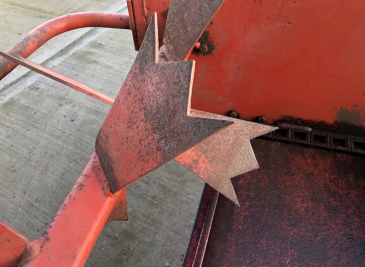 Halls Engineering Spreader