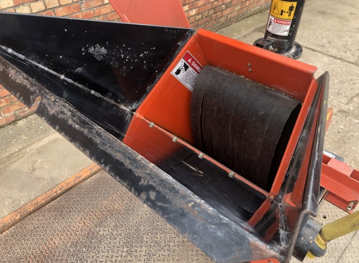 Bearcat 73554 PTO Chipper